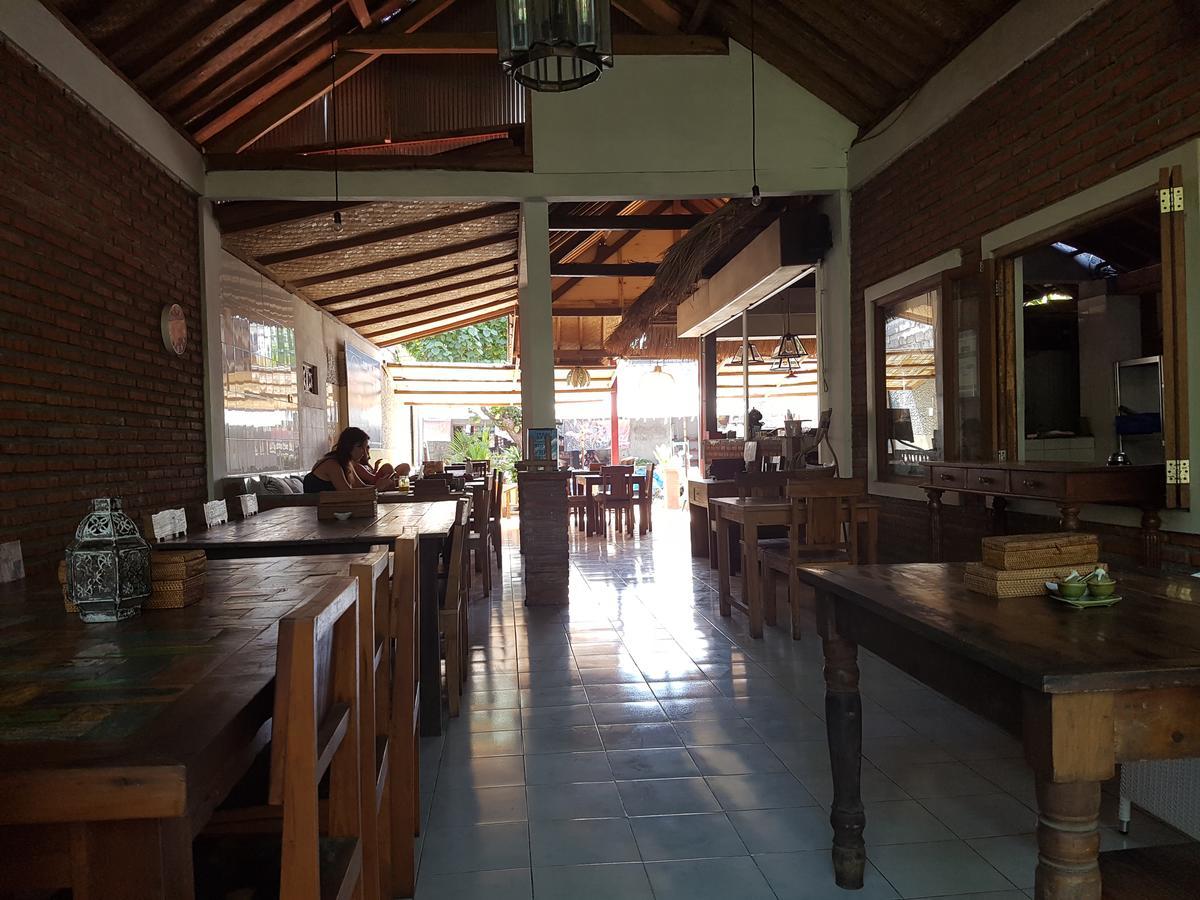 Enak Bungalow Amed Esterno foto